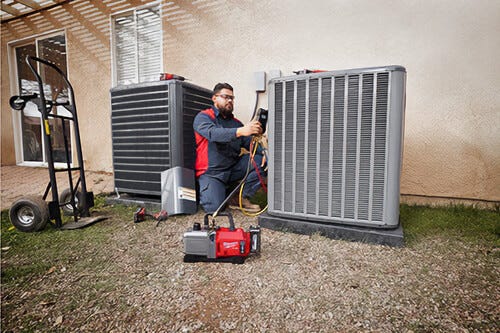 Milwaukee® 2941-21 M18 Fuel™ CFM Vacuum Pump Kit