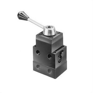 Power Team® 9509 Manual Tandem Center Remote Mounted Valve, 4-Way Ports/Ways, Steel Body, 3/8 in NPTF Port, 500 psi Pressure