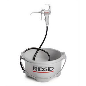 Ridgid® 10883 Oiler with 1 gal Premium Thread Cutting Oil 418, 55 in L Hose, Die Cast